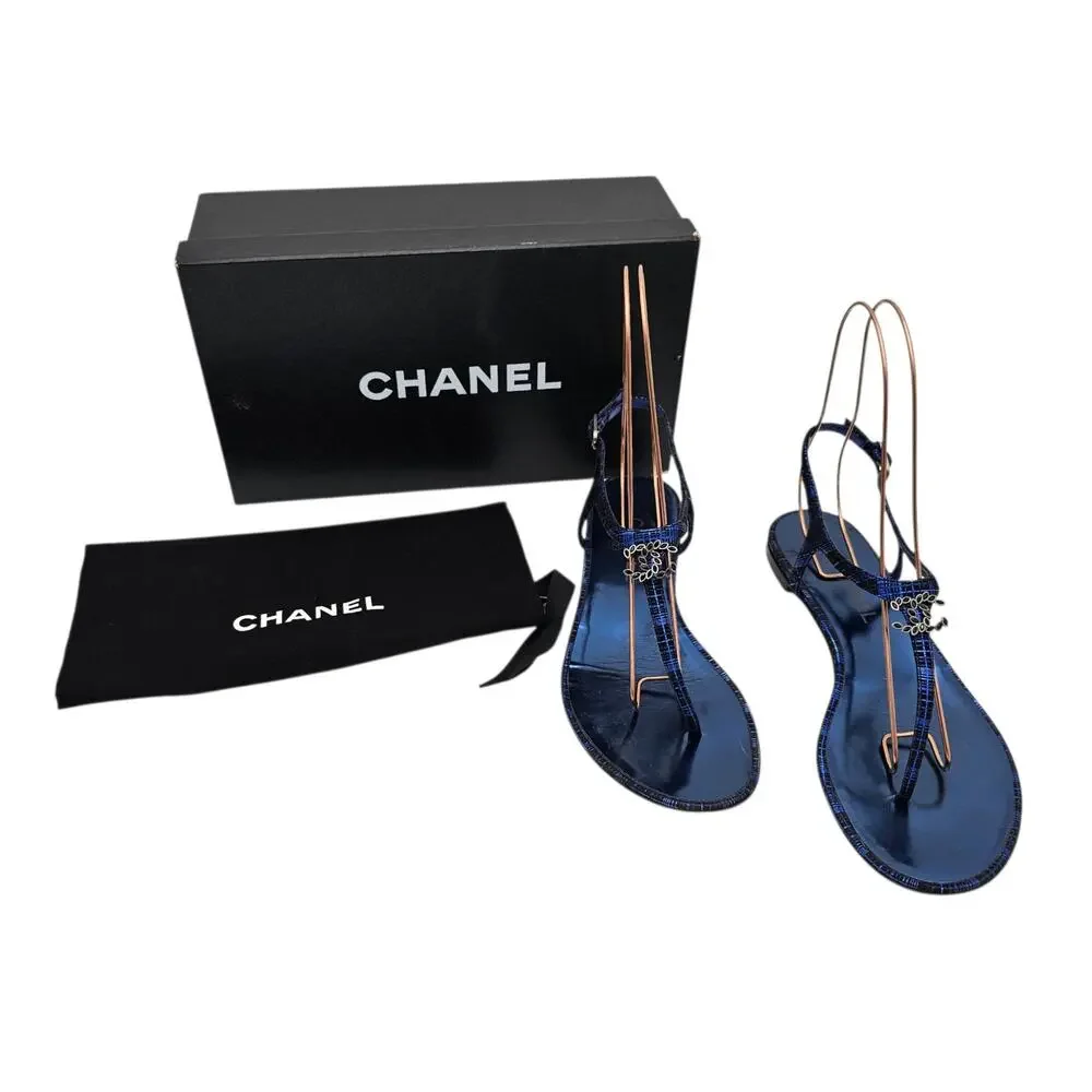Chanel CC Flat Thong T Strap Sandal Blue Leather Black Silver Size 40 C US 9 9.5